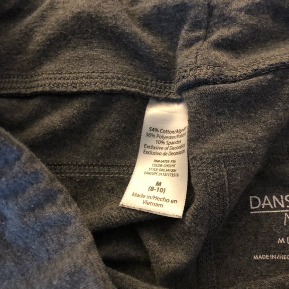 Capris - Picture 4 of 6